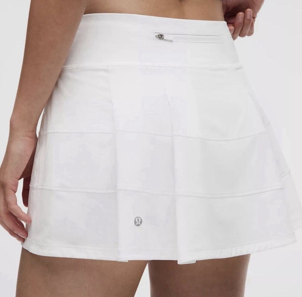 LULULEMON white pace rival skirt Women’s Size 6 Tall lined W8A85T Very Good 12”